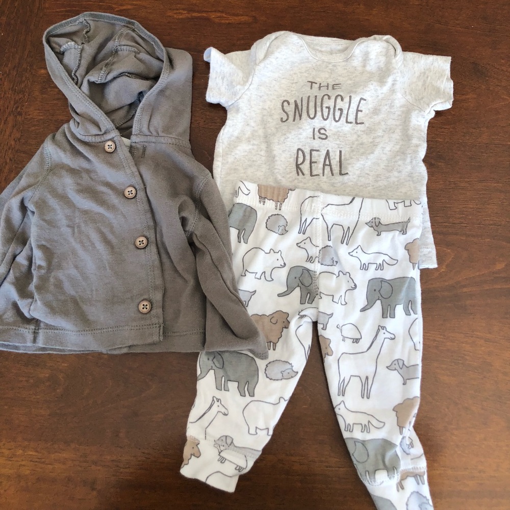 Carters 3 piece set. 3 months